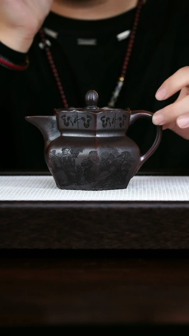 茶壶紫砂八仙过海僧帽