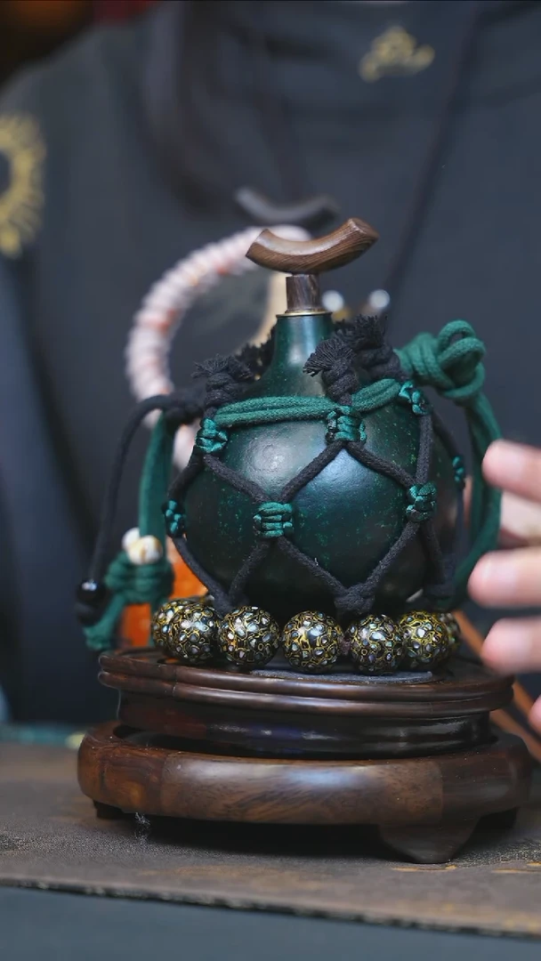 【闪购商品】YH183大漆酒葫芦不包手串及旋转底座