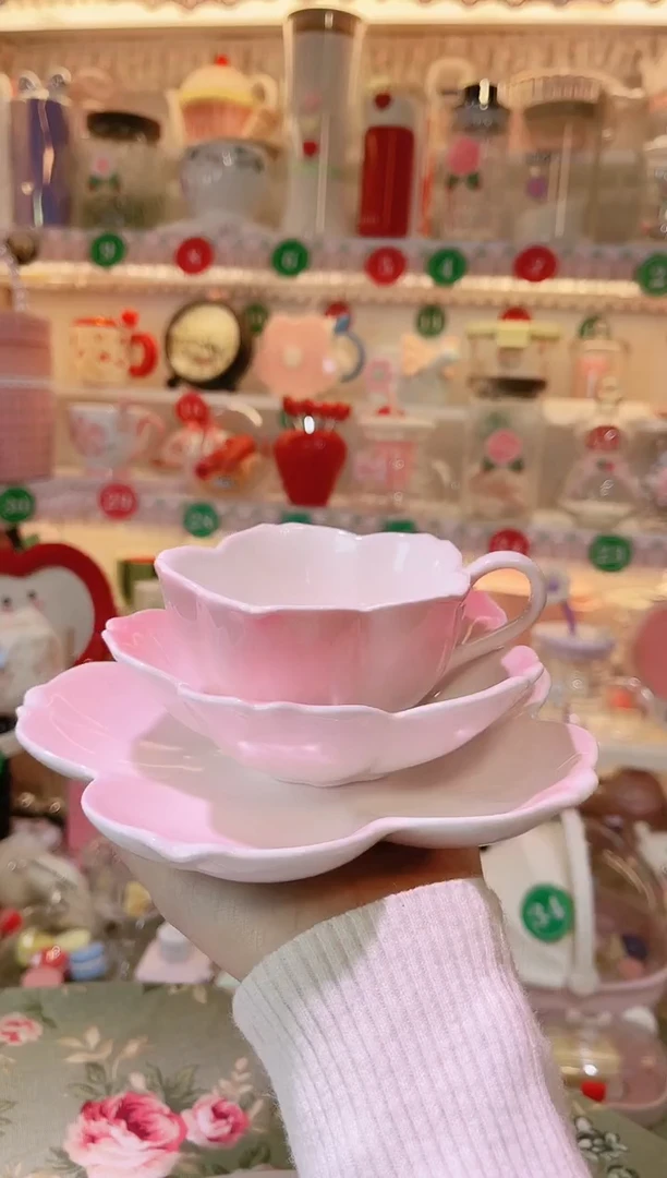 【闪购商品】摆件花瓣咖啡杯品质好，发货快，放心拍