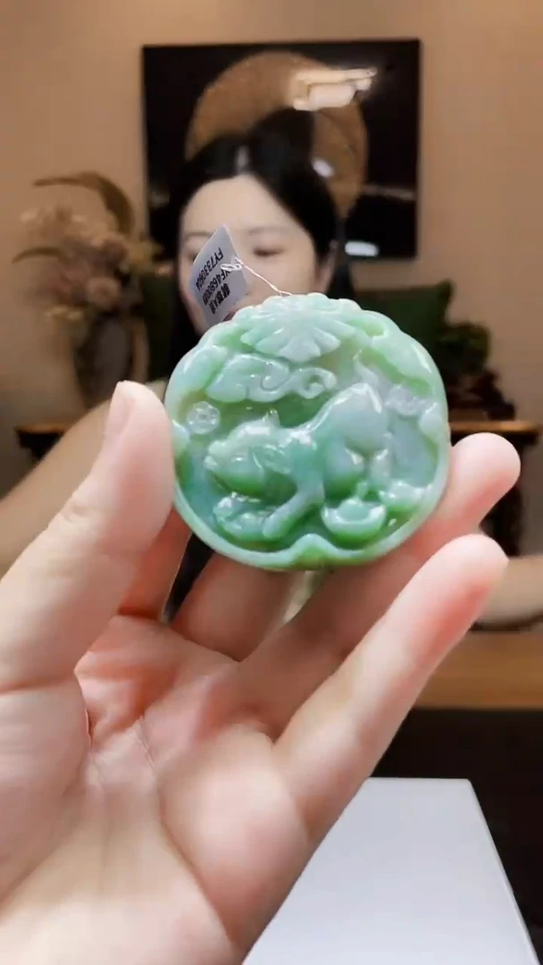 颈饰未镶嵌翡翠吊坠19