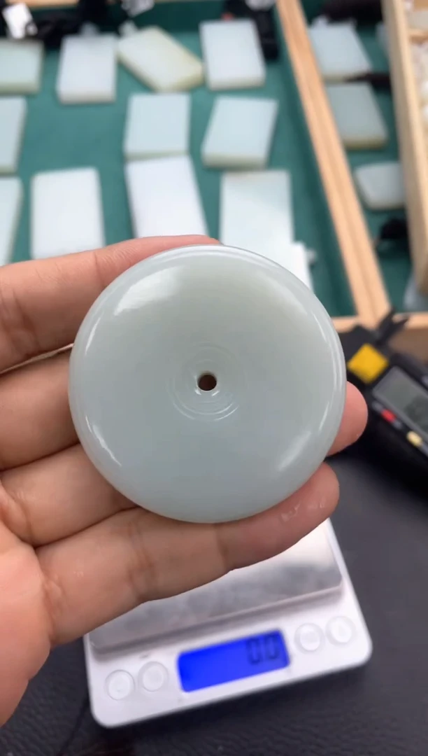定制和田玉精品挂件