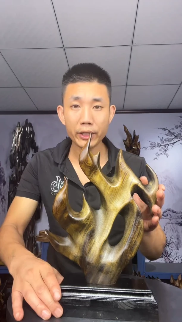 金丝楠木雕款与**同金丝楠木工艺品摆件