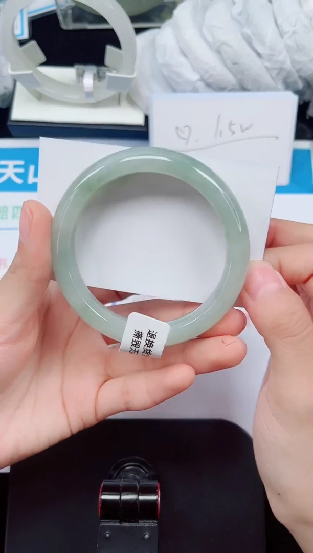 未镶嵌手镯石英质玉226-57/58