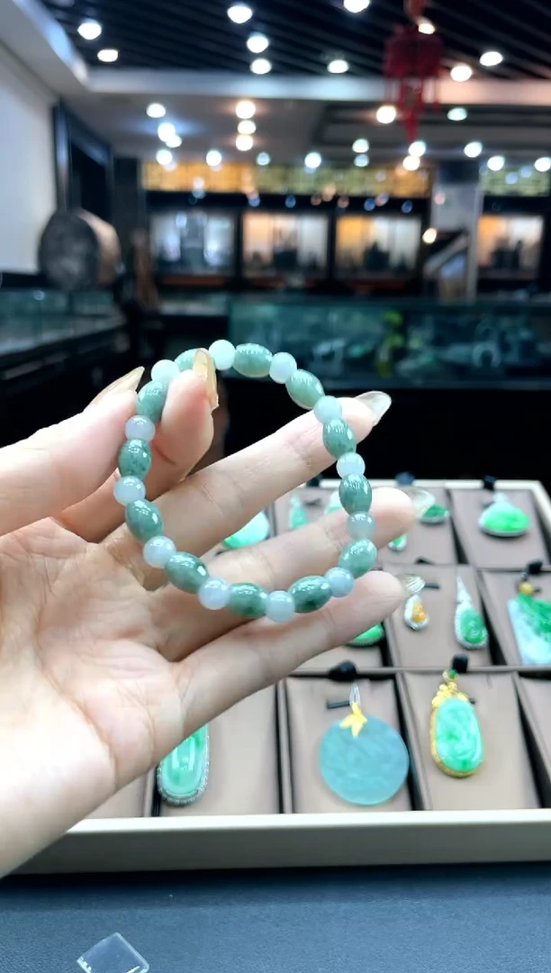 【闪购商品】翡翠手链未镶嵌手串