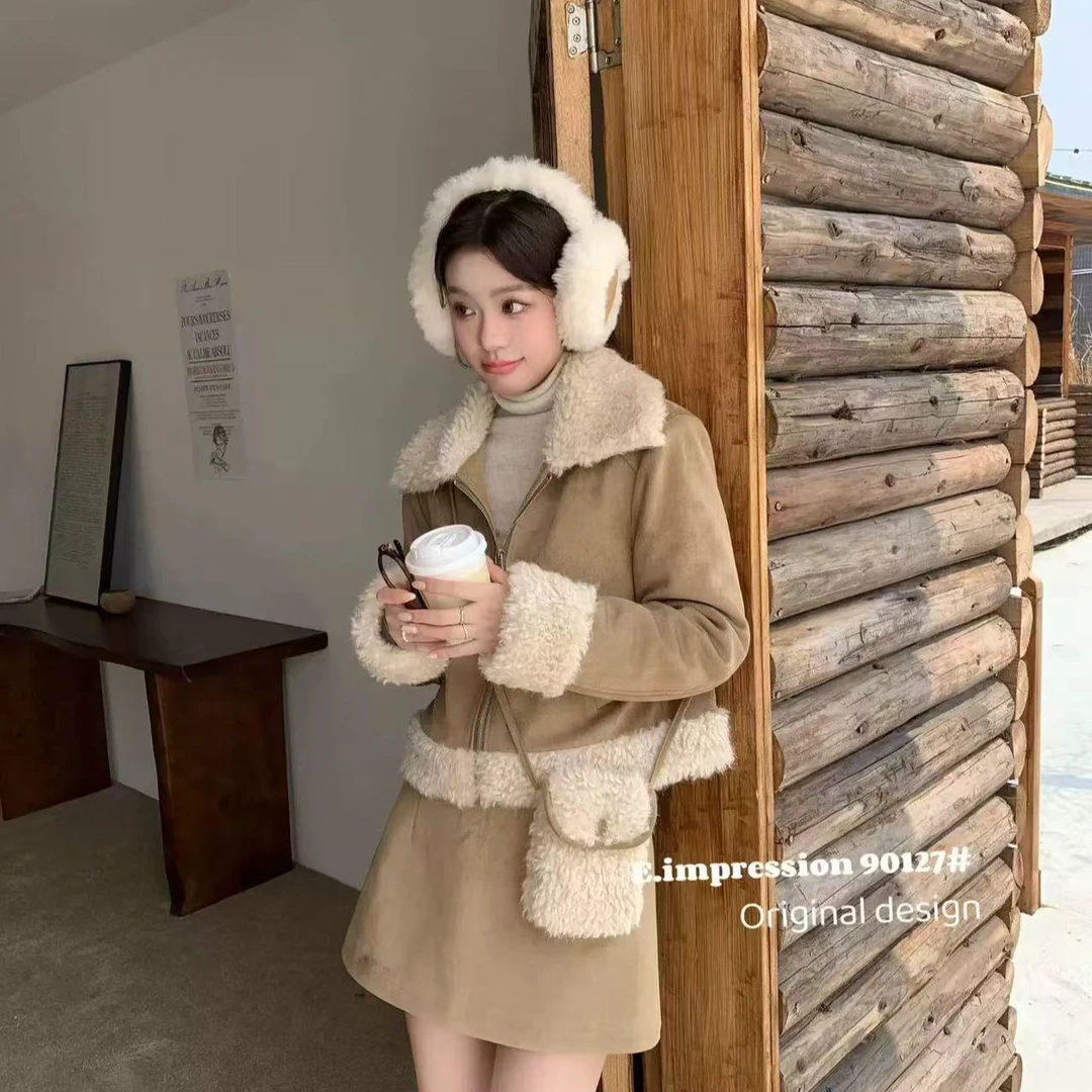 巨好看的 2025新款今年流行爆款穿搭套装女冬小香风毛毛短裙