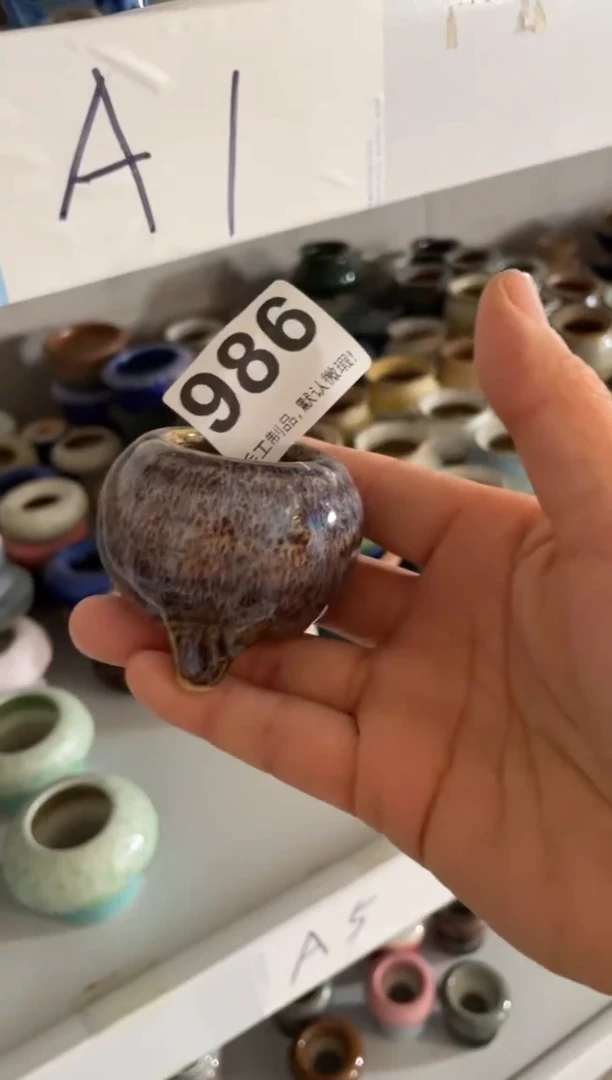 瓷片s****y986小芳直播编号