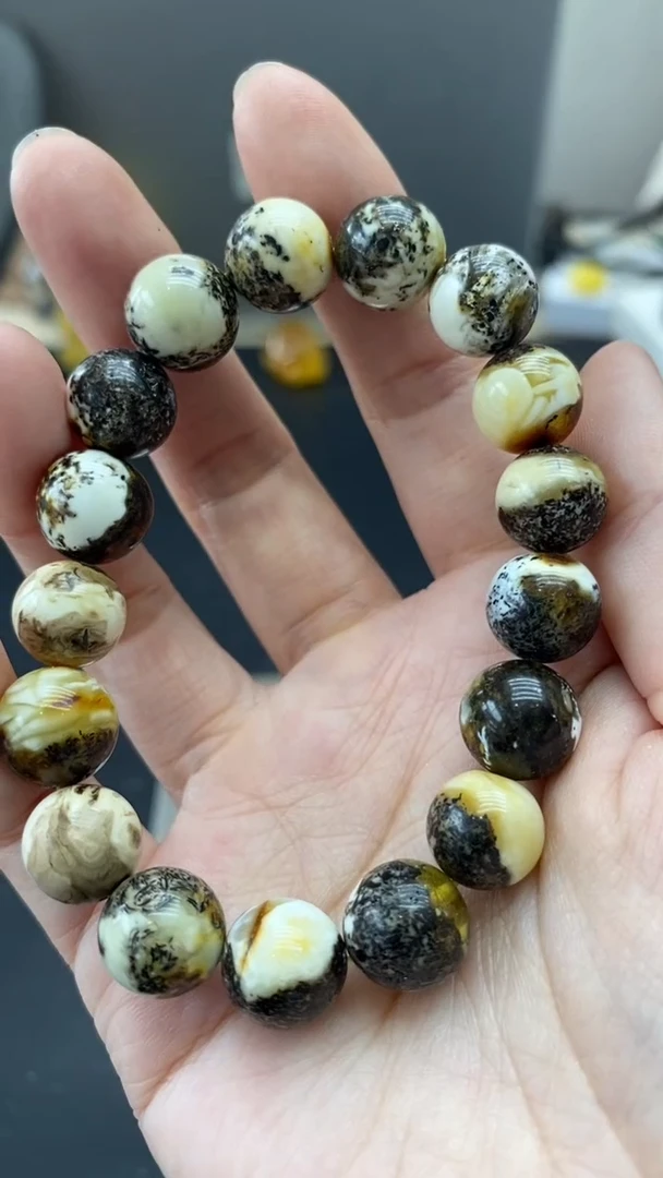 琥珀未镶嵌珠宝奇石臭****屎714）10发1