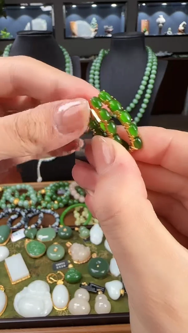 银S925镶嵌和田玉耳饰1