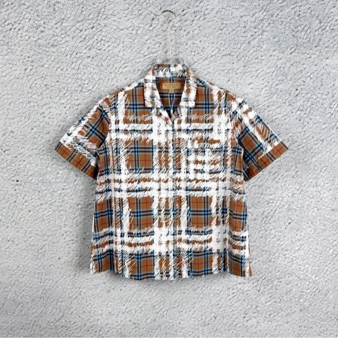 99新 BURBERRY/博柏利 巴宝莉经典格纹素描涂鸦短袖衬衫 /UK6
