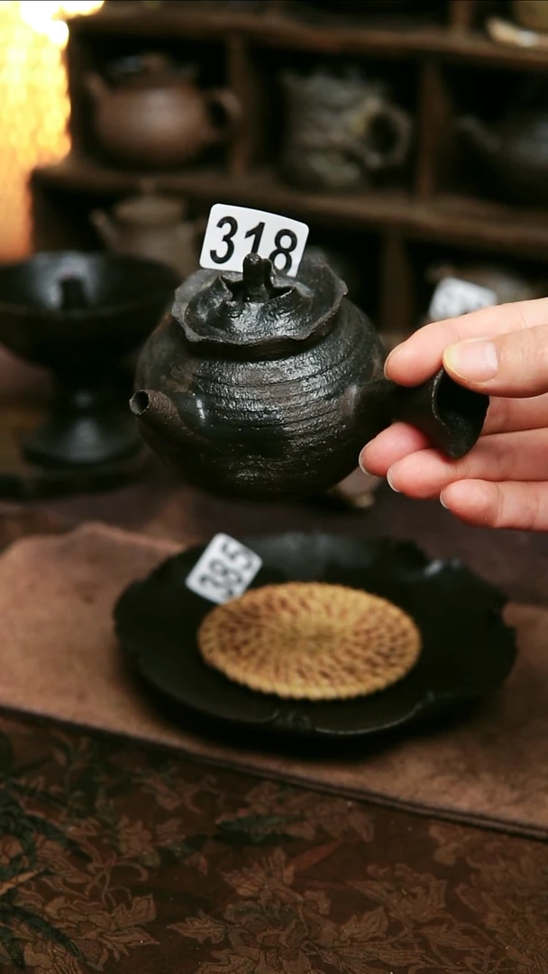 紫砂全手工侧把茶壶150毫升