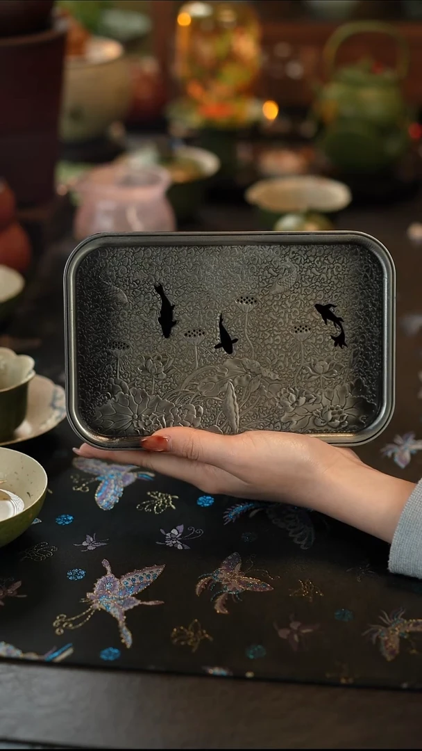 瓷片合金-荷趣壶承