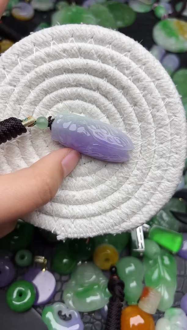 颈饰未镶嵌翡翠缅甸翡翠吊坠