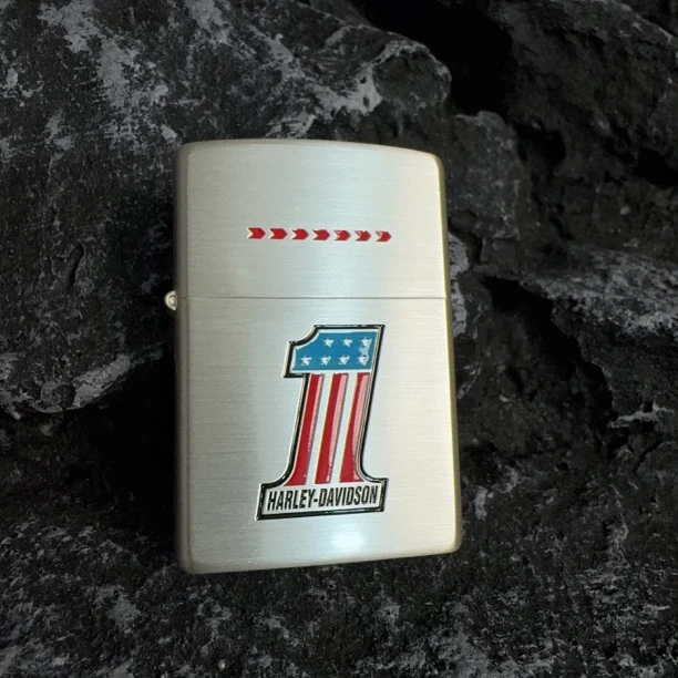 ZIPPO打火机  哈雷会员1号 205镀银煤油打火机 送礼物 DYJ1