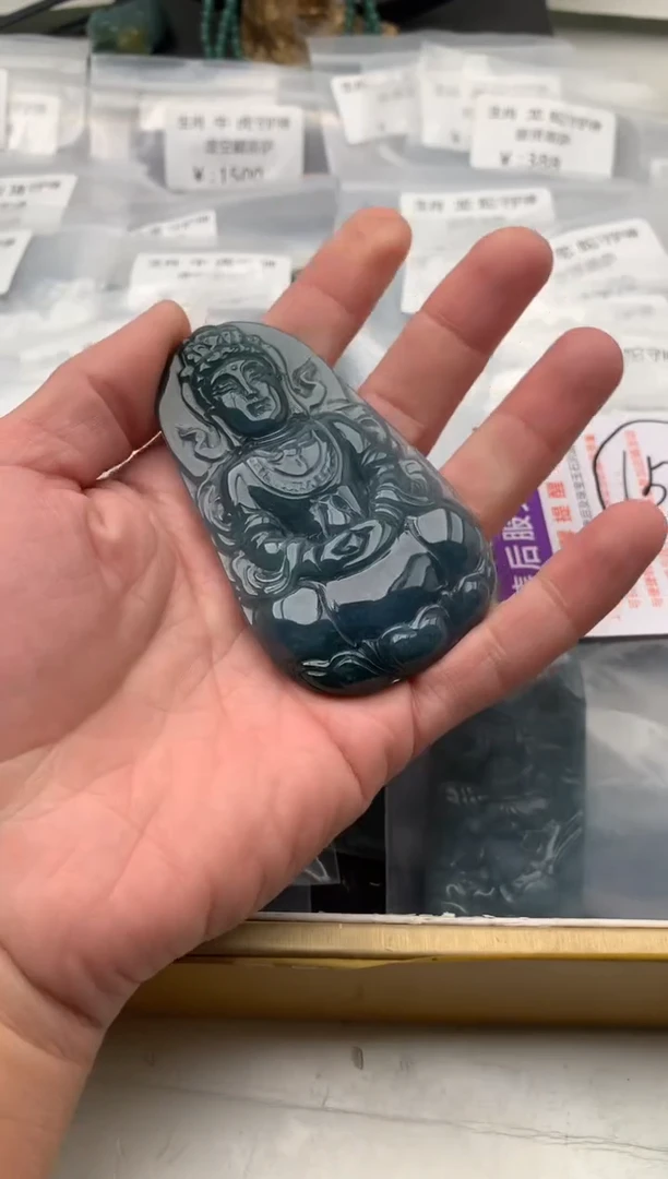 【闪购商品】翡翠颈饰未镶嵌观音