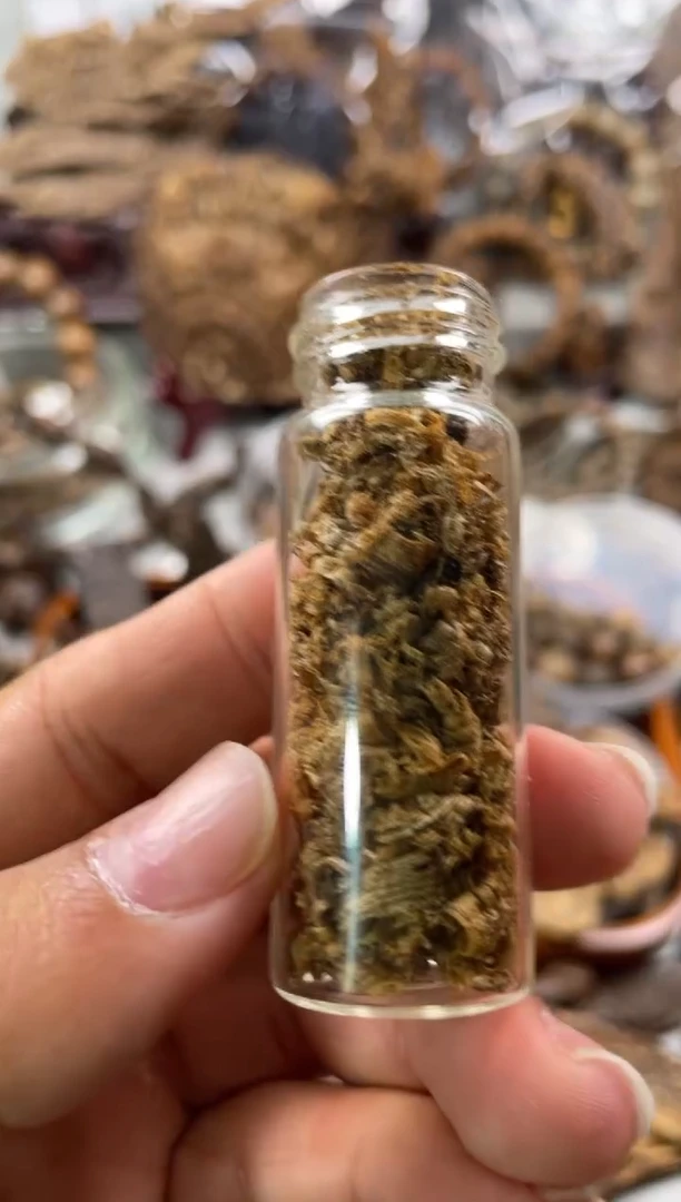 沉香沉香碎屑沉香  越南芽庄