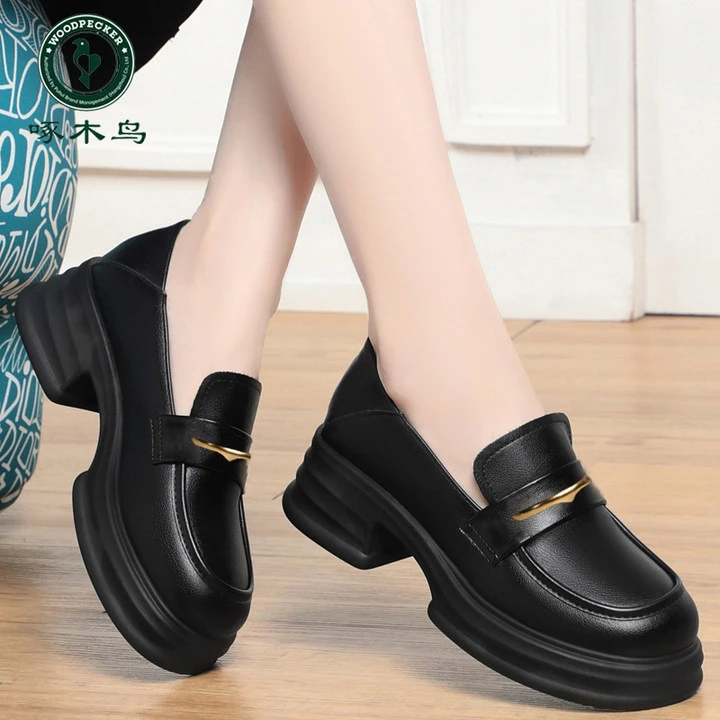 啄木鸟厚底乐福鞋新款春秋单鞋英伦风小皮鞋单鞋女粗跟软底女皮鞋