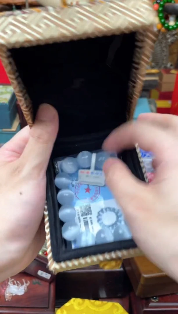 石英质玉手串未镶嵌-------------白猫眼