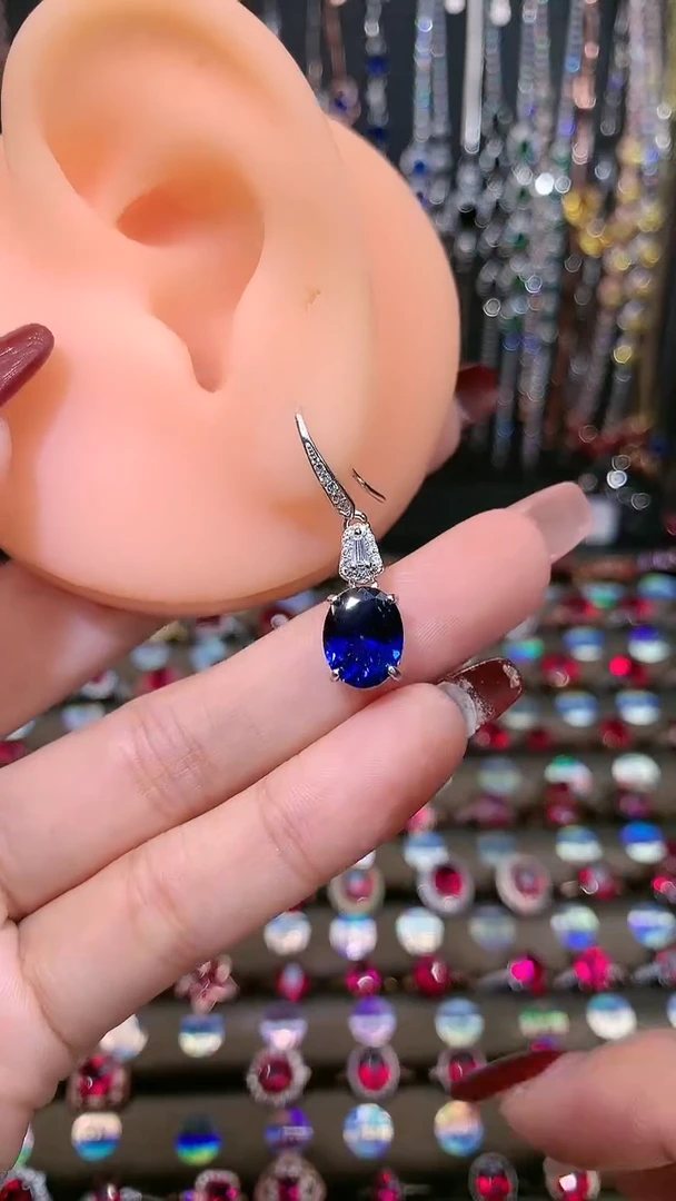【闪购商品】蓝宝石耳饰银S925镶嵌银