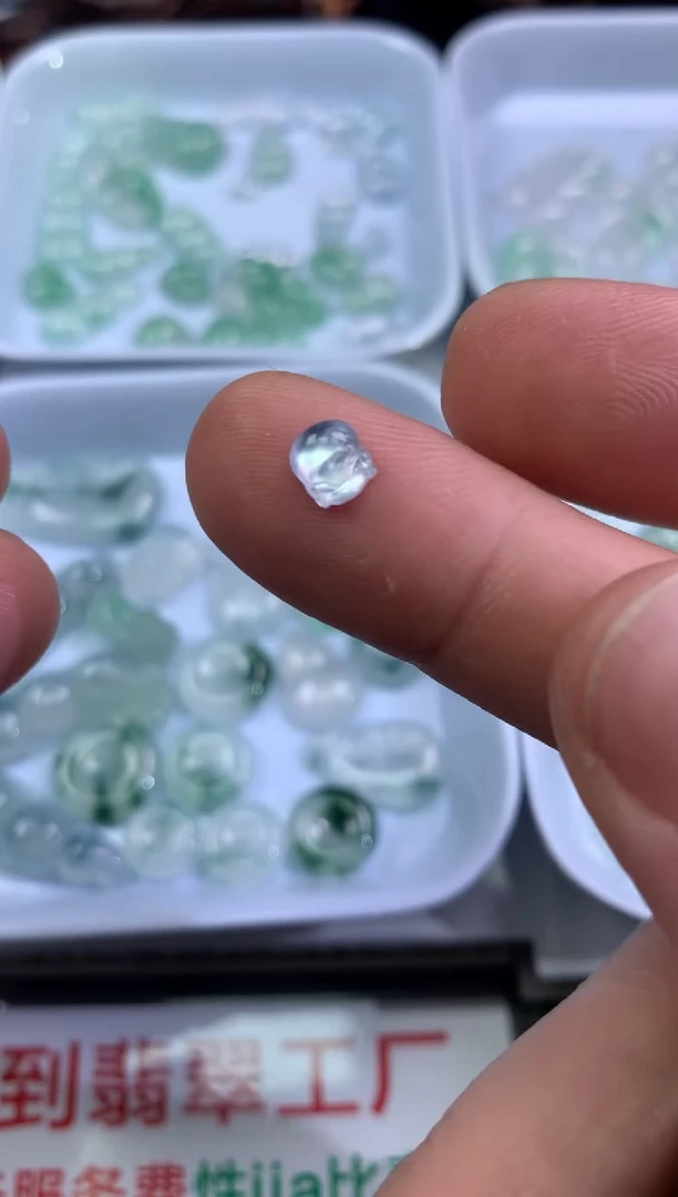 【闪购商品】定制翡翠未镶嵌貔貅