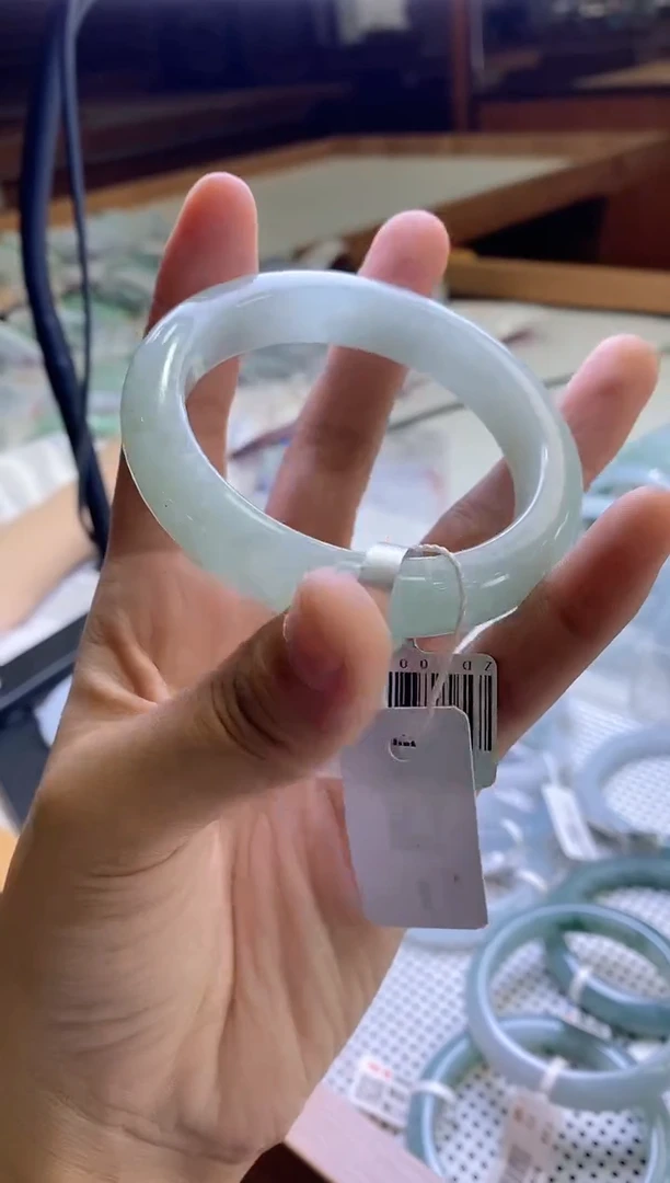 未镶嵌手镯翡翠正圈57圈口，4036