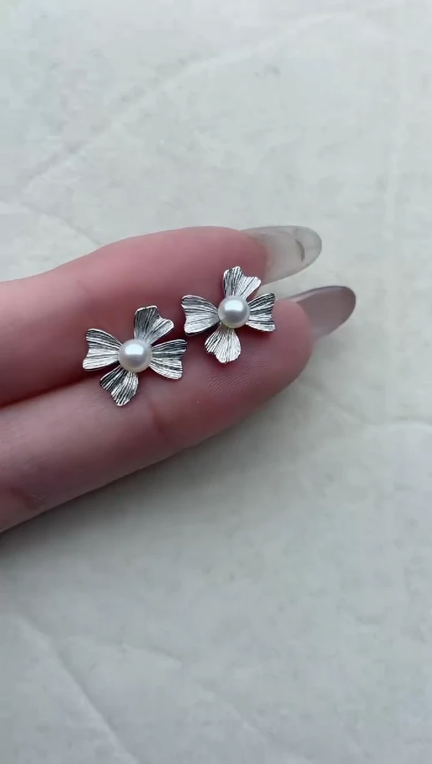 【闪购商品】淡水珍珠耳饰银S925镶嵌141