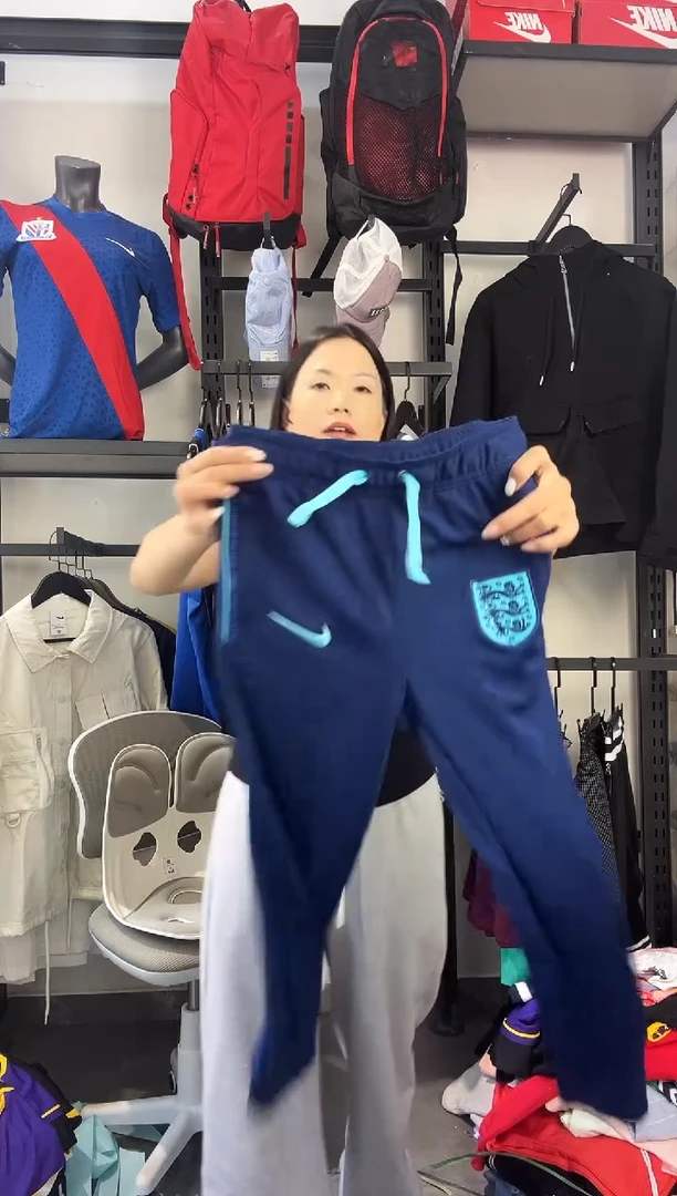 774编码 瑕疵款直播间过款为准 尺码