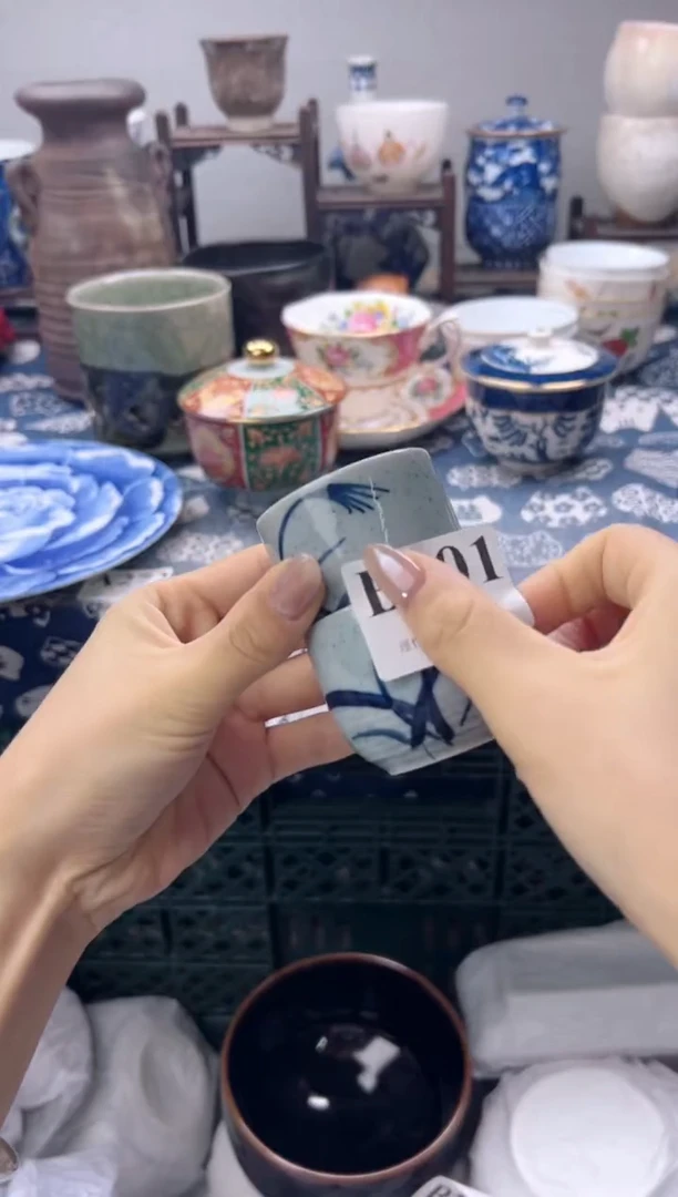 瓷片亿****景  B202
