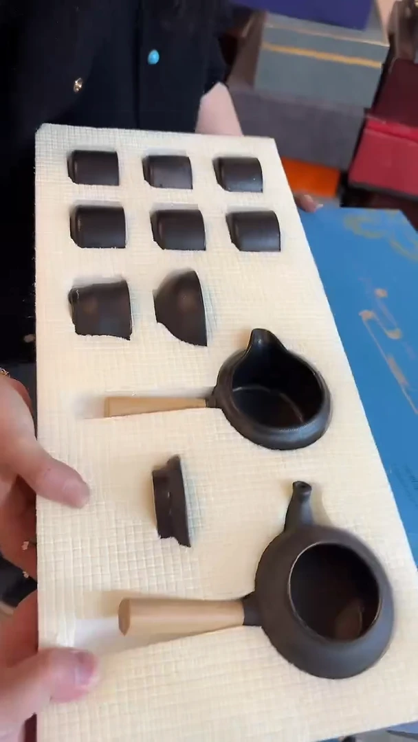 其他        茶具D