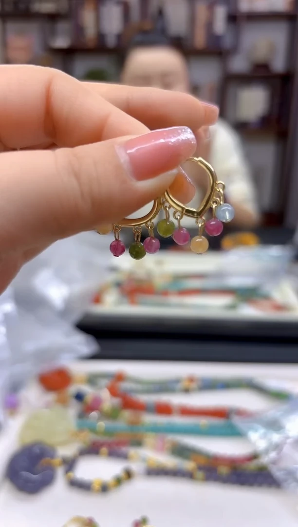 【闪购商品】碧玺耳饰14K金镶嵌耳扣E424