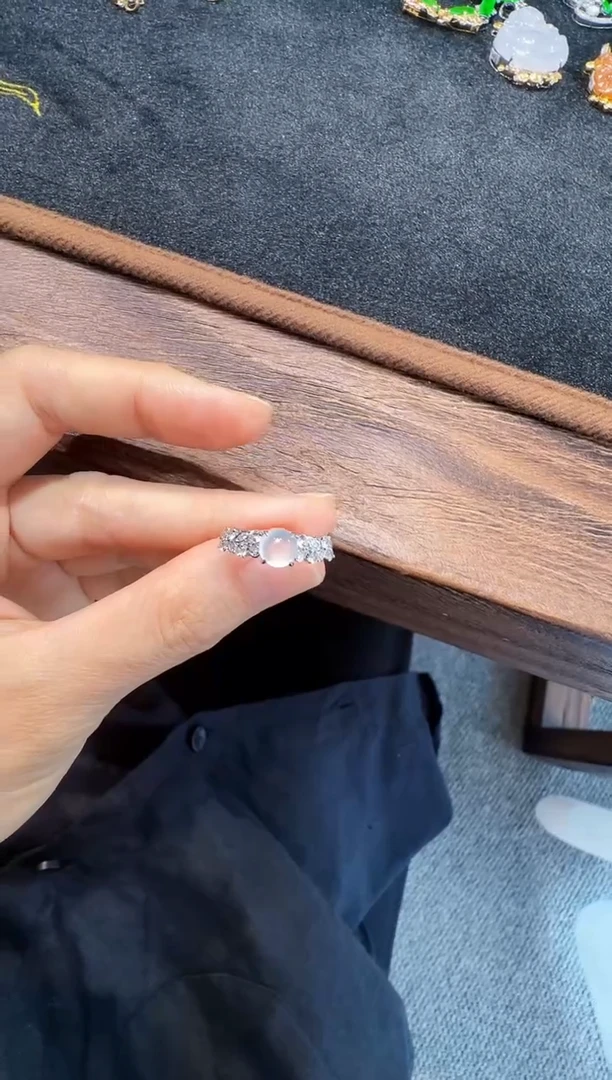 18K金镶嵌戒指翡翠00002800