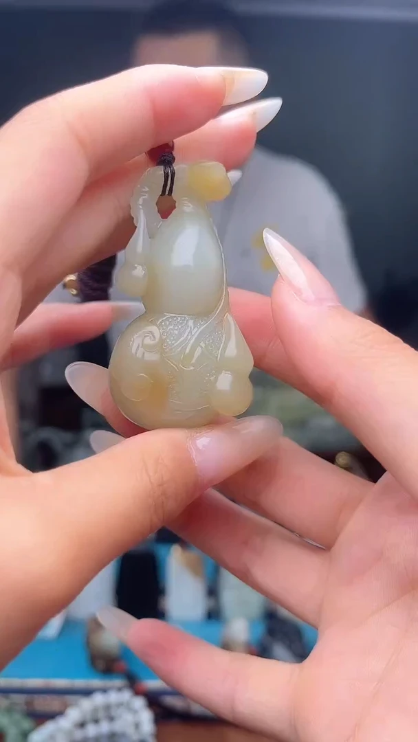 未镶嵌和田玉挂件1