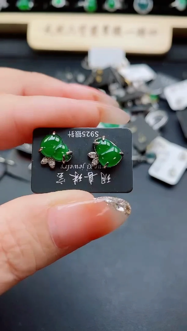 银S925镶嵌戒指翡翠1