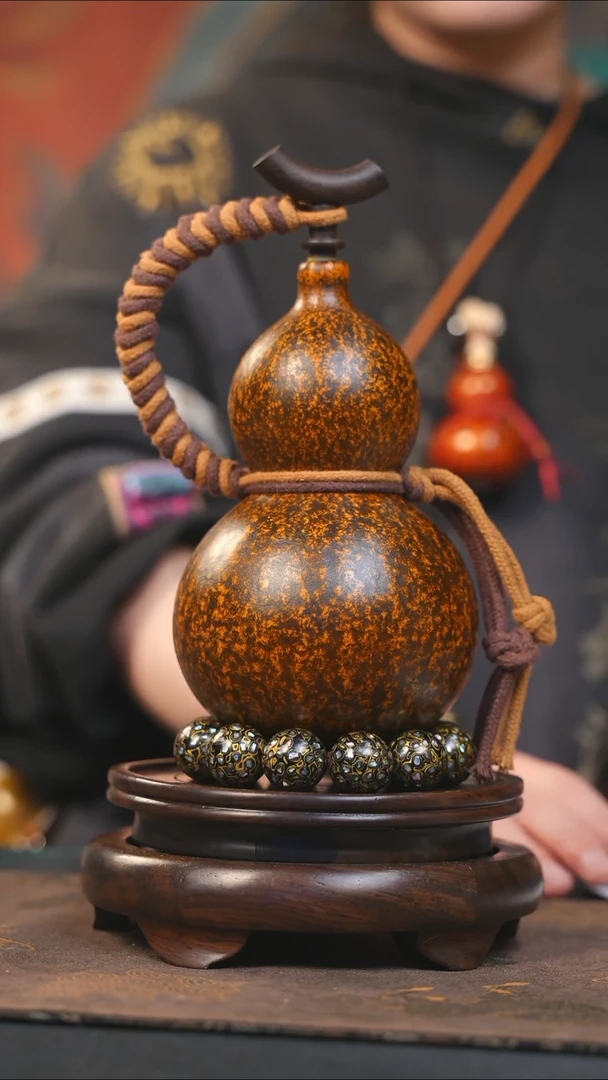 【闪购商品】YU164大漆酒葫芦不包手串及旋转底座