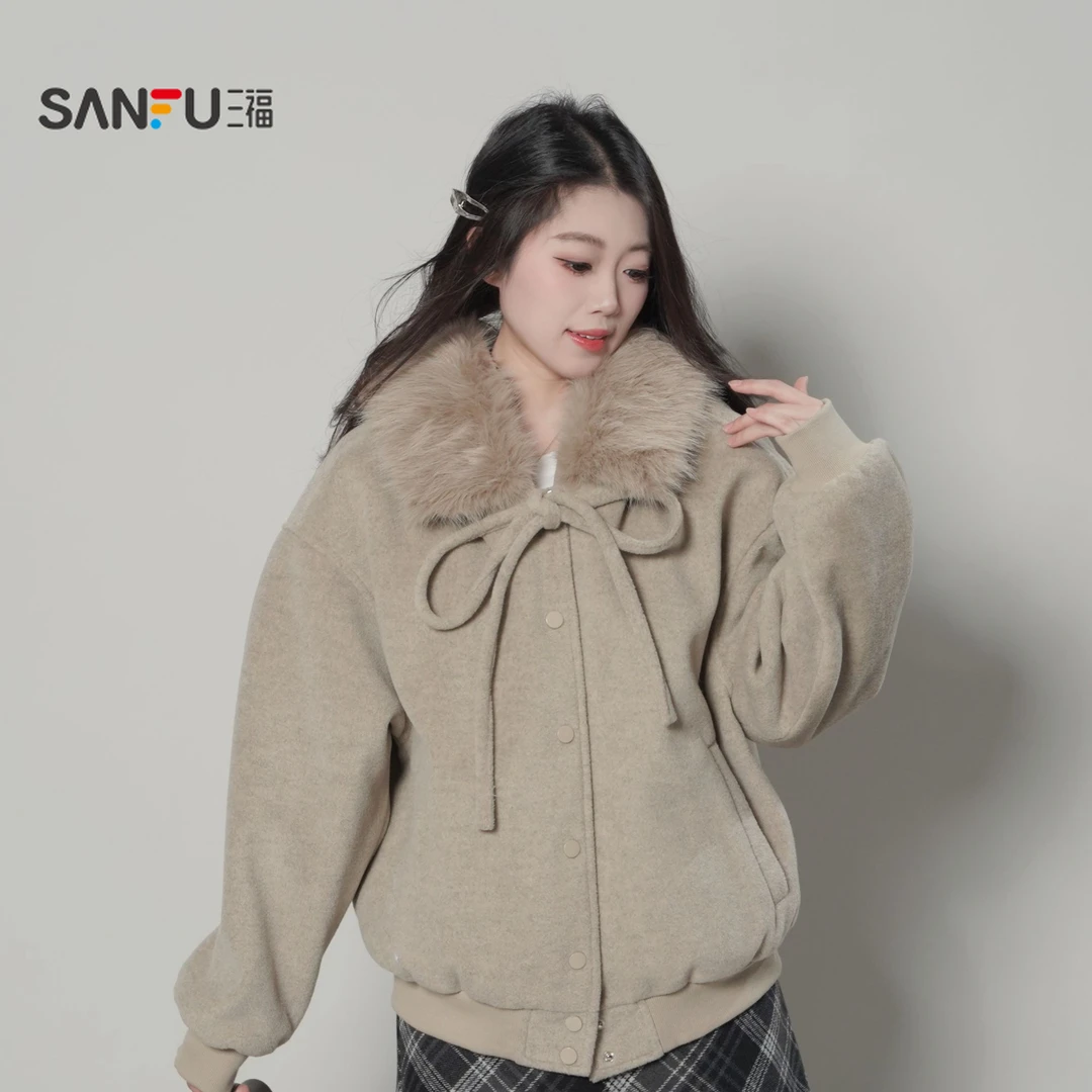 三福 冬季韩系纯欲风设计感蝴蝶结毛领气质百搭外套515705