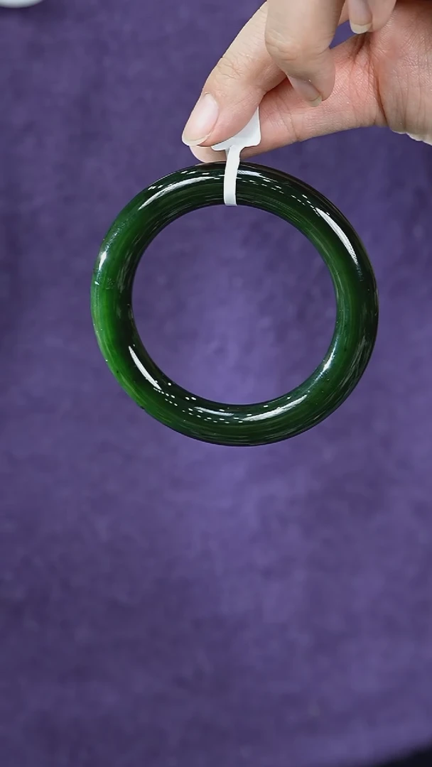 未镶嵌手镯和田玉拍下找客服备注圈口 在直播间打圈口无效！！！