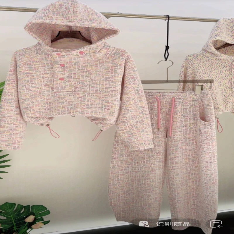 2025超火穿搭一整套秋季韩系设计感时尚连帽卫衣搭阔腿裤两件套女