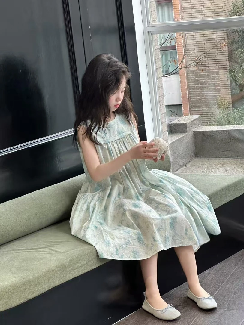 2025夏季新款女童小清新纯棉碎花法式气质中大童连衣裙 B302