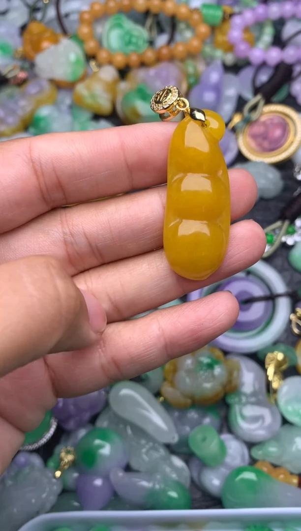 颈饰未镶嵌翡翠缅甸翡翠吊坠