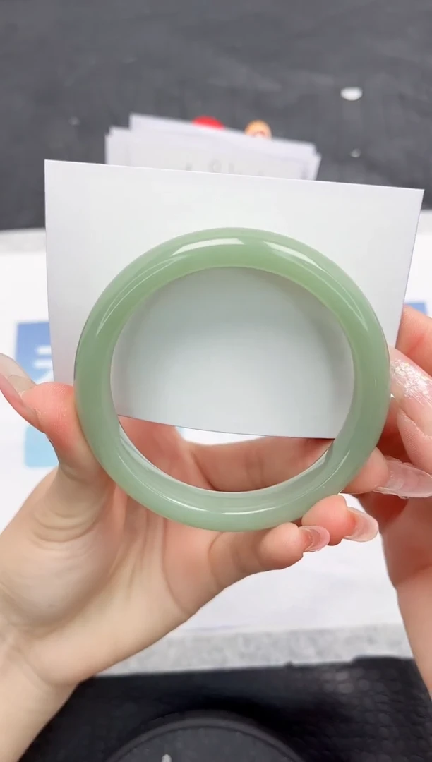 【闪购商品】石英质玉手镯未镶嵌L172-60.7