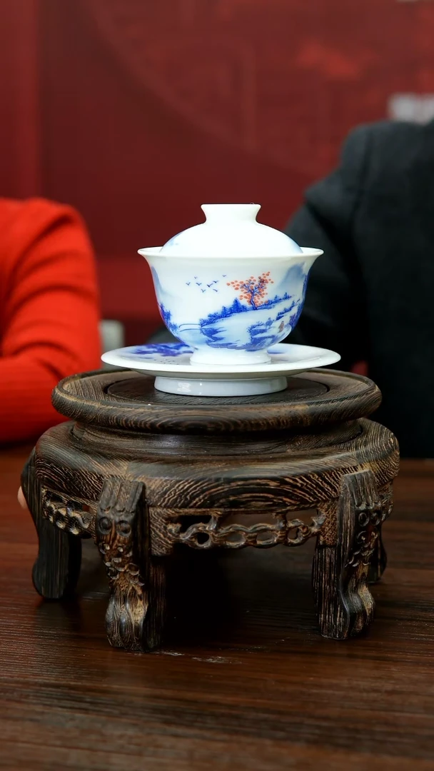 【闪购商品】034函夏非遗吴小琴青花山水三才盖碗