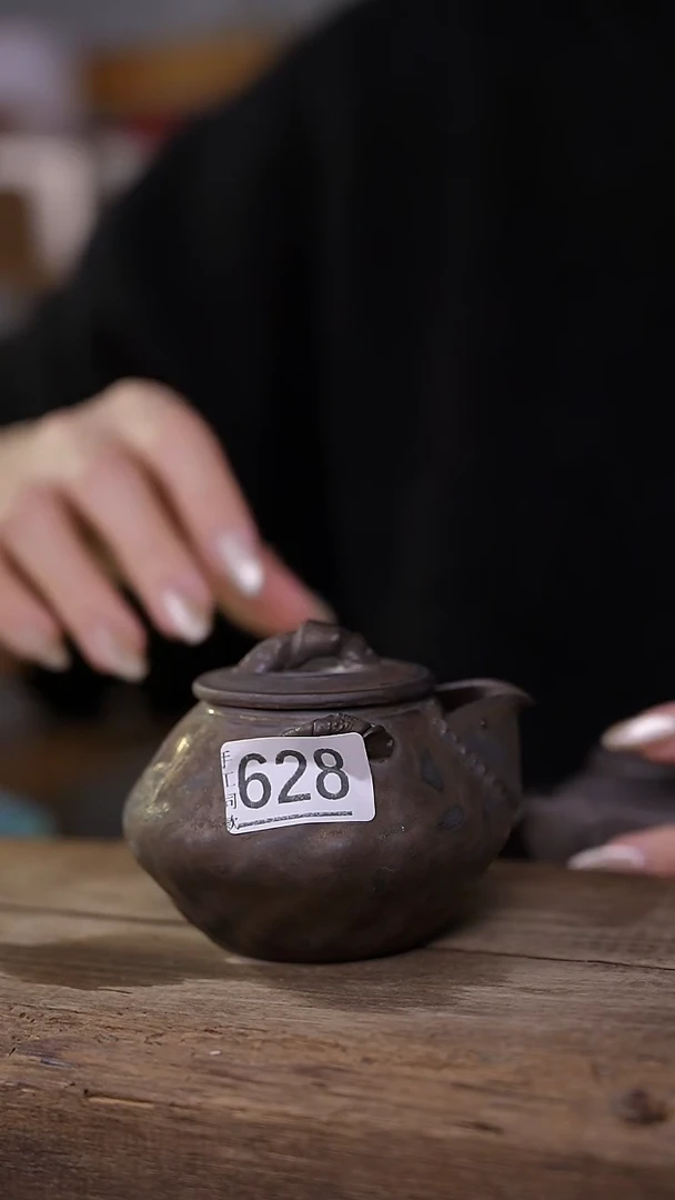 【闪购商品】瓷片福利！秤砣系列六方宝瓶