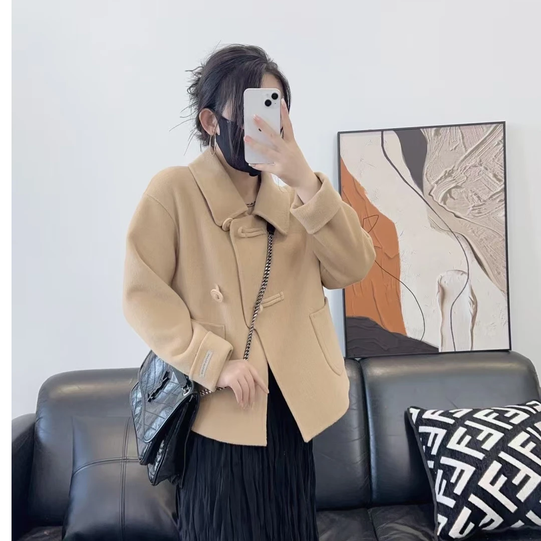 毛呢外套常规韩版排扣女装翻领保暖呢大衣直筒型时尚通勤短款