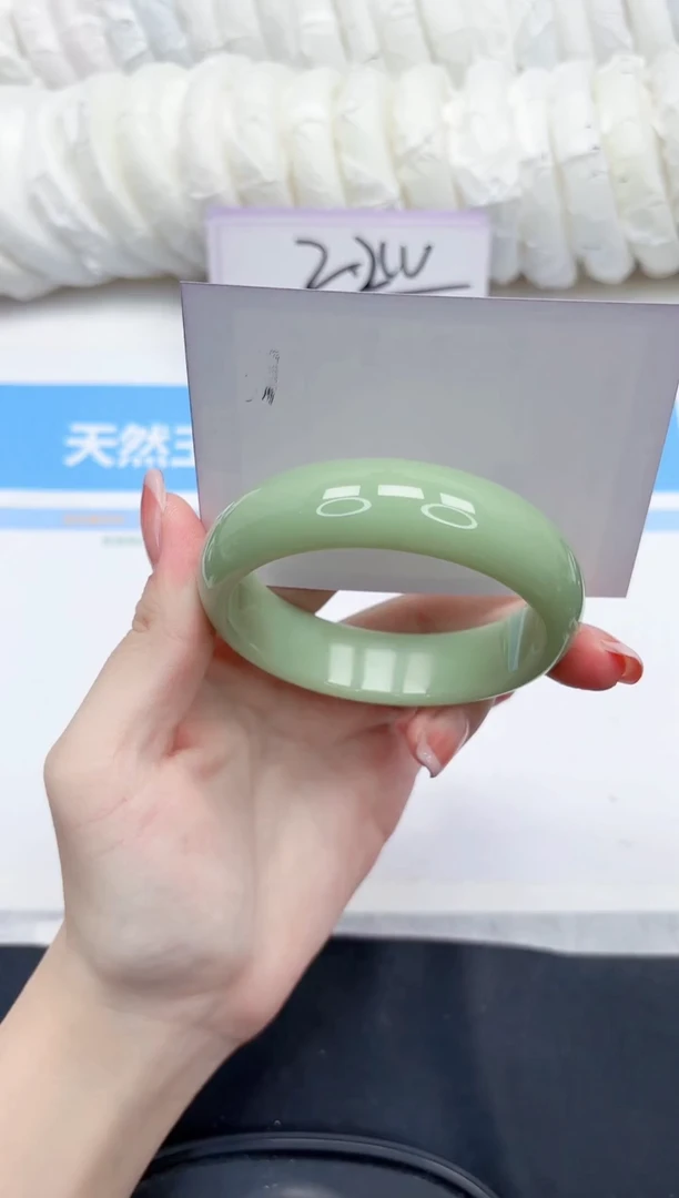 未镶嵌手镯石英质玉160-60-送女友