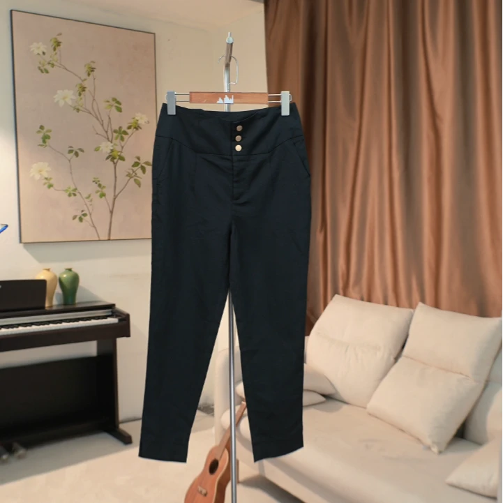 G459 三粒扣高腰显瘦黑色休闲裤女 433A83