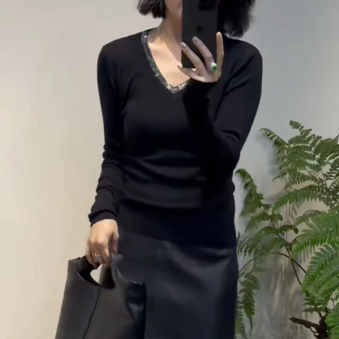 TANTAN 显瘦气质百搭V领烫钻毛针织打底衫3017