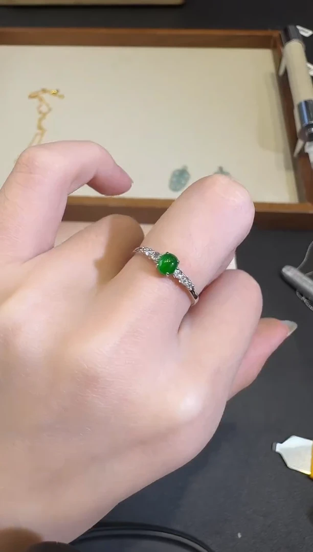 18K金镶嵌戒指翡翠X1207-512-310