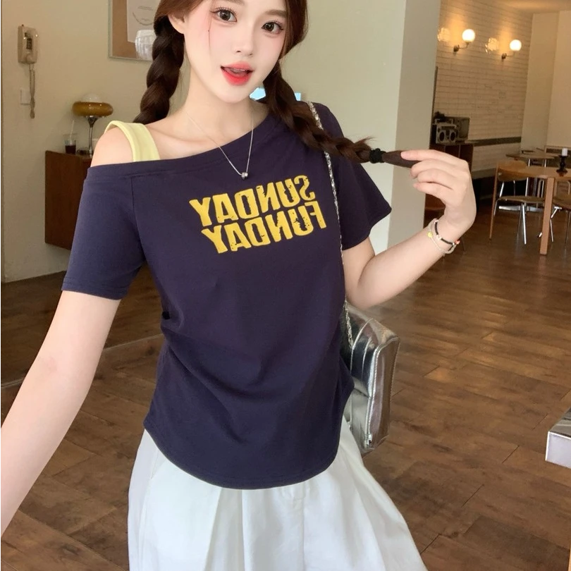 yoewshean/羽媗2025夏季新款设计感百搭露肩字母大码女装短袖t恤