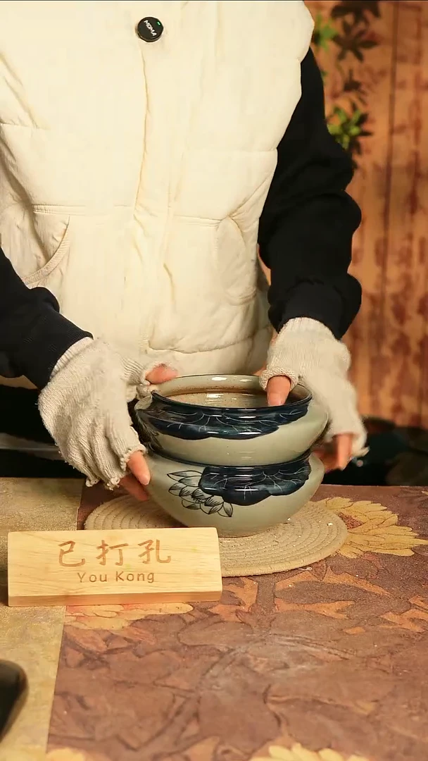陶瓷20-114高18口14误差2已打孔
