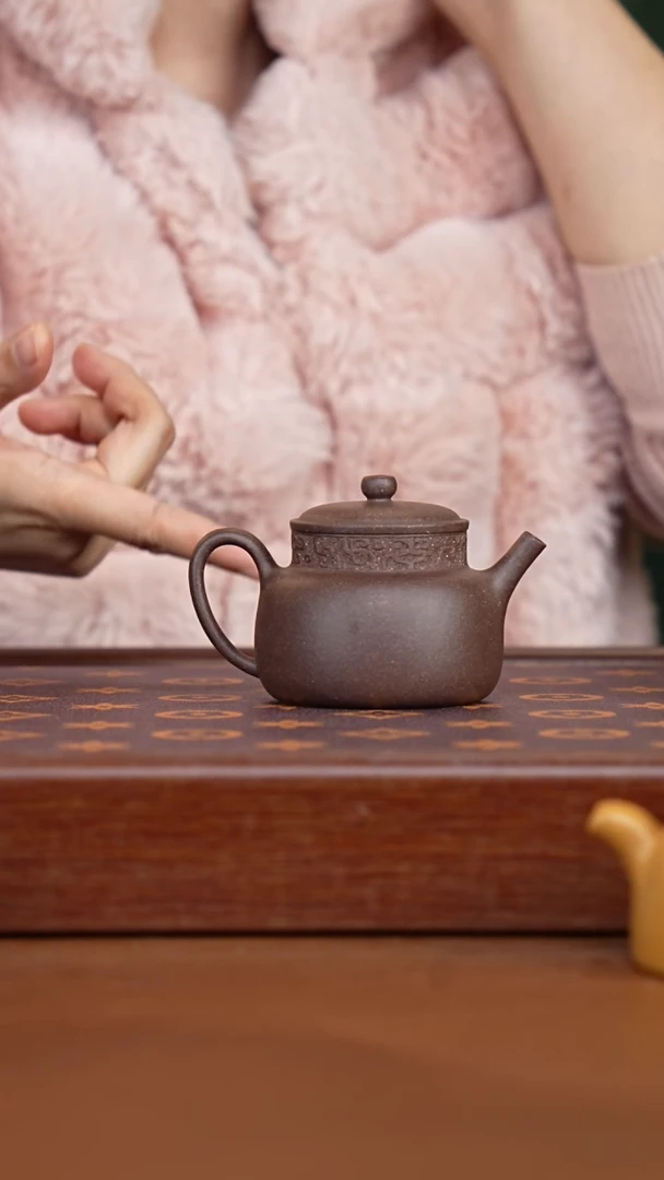 茶壶紫砂天青梨皮共生矿言心