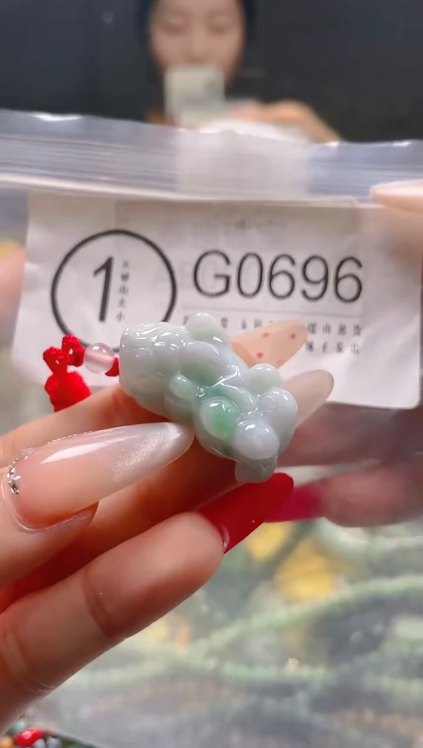 【闪购商品】翡翠颈饰未镶嵌/G/翡翠A货一图一物